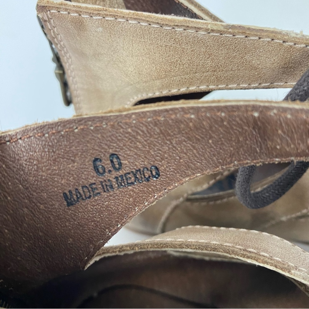 Roan Bed Stu Leather Open Toe Gladiator Sandals S… - image 5